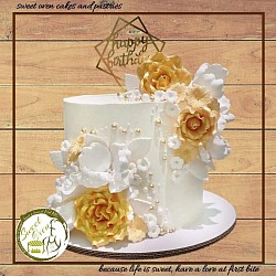 8x6 inches 3500.00 (free 12 cupcakes)