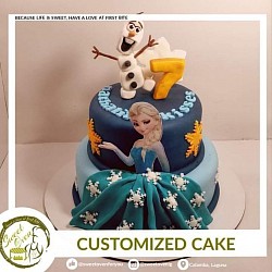 8x3, 6x3 inches P5500.00 (free 12 pcs cupcakes)