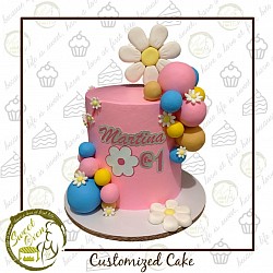 6x6 inches 2500.00 free 12 pcs cupcakes