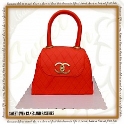 P4000.00 (free 12 cupcakes)