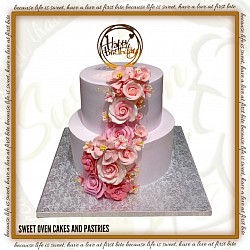 8x3,6x3 inches P3200.00 free 12 pcs cupcakes
